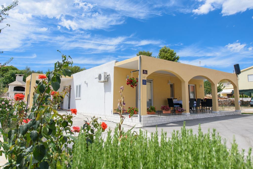Apartments Patricia Trogir Extérieur photo